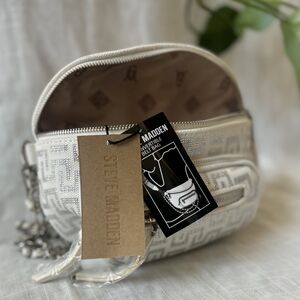 Steve Madden Textured Convertible Belt Bag NWT